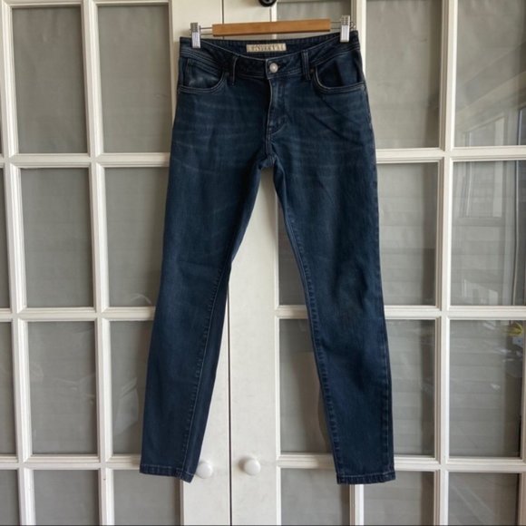Burberry Brit Dark Wash Low Rise Skinny Jeans - Picture 2 of 12